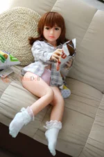 108cm / 3ft7 Flat Chest TPE Mini Sex Doll – Kendall